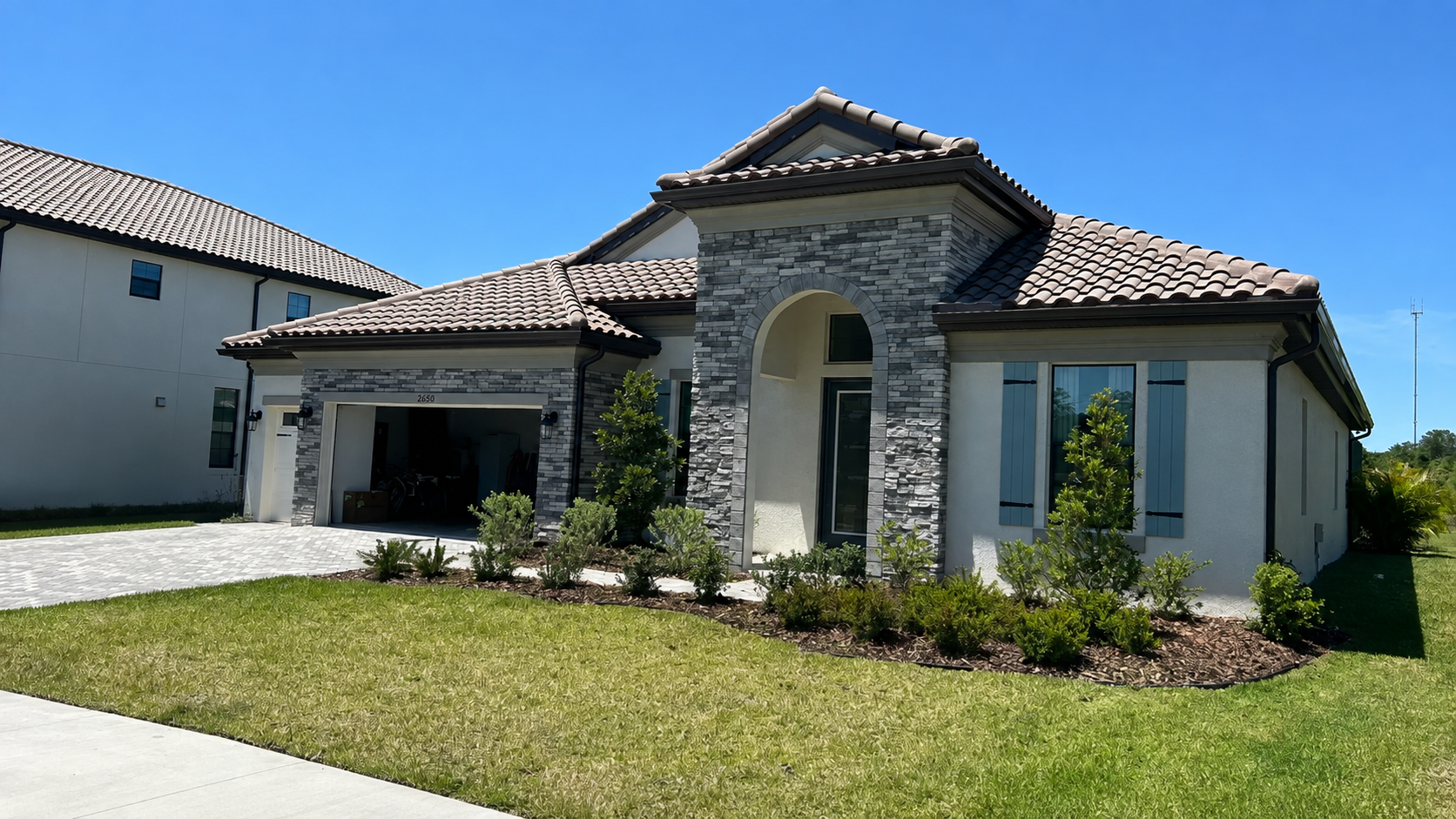 6-Inch Seamless Gutter Installation in Riverview, FL Musket Brown