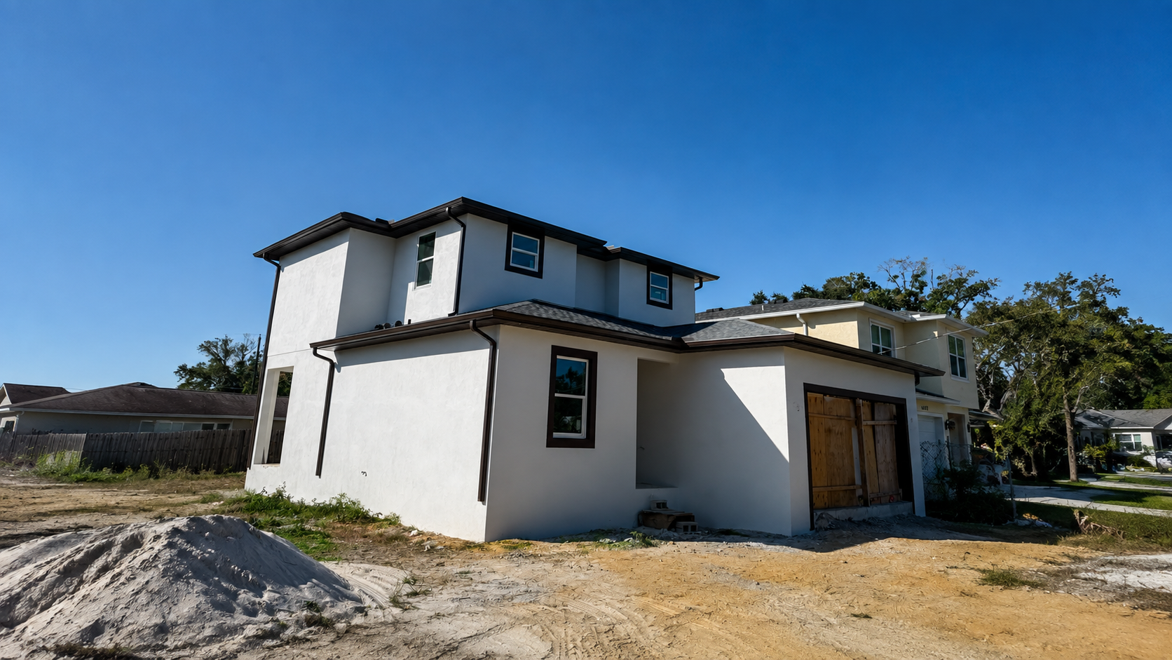 Black 6-Inch Seamless Gutter Installation in Tampa FL 1 Black 6-Inch Seamless Gutter Installation in Tampa FL